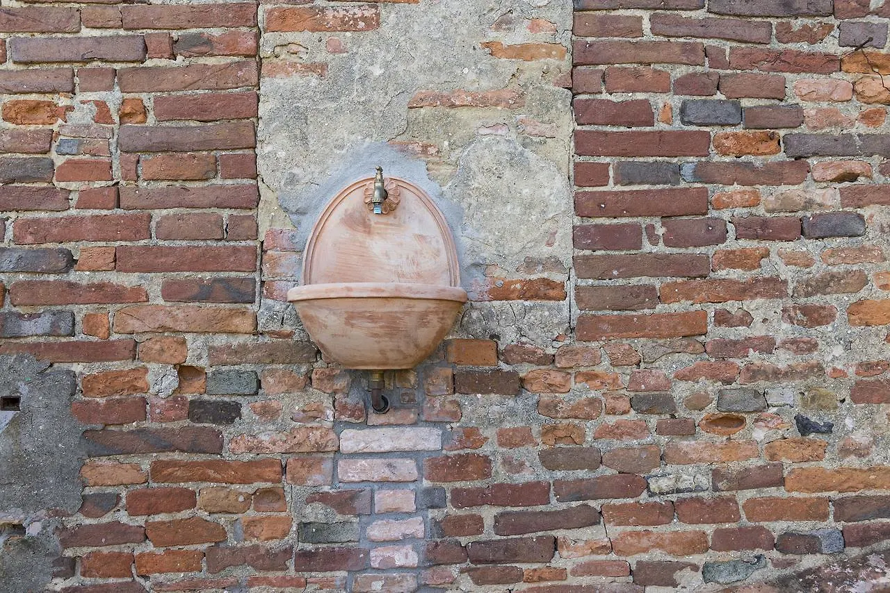 Bed & Breakfast Le 3 Rane B&B Treggiaia Italy
